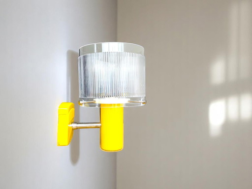 Portugees Mid Century Modern Stijl Geel Acryl Wandarmatuur Licht