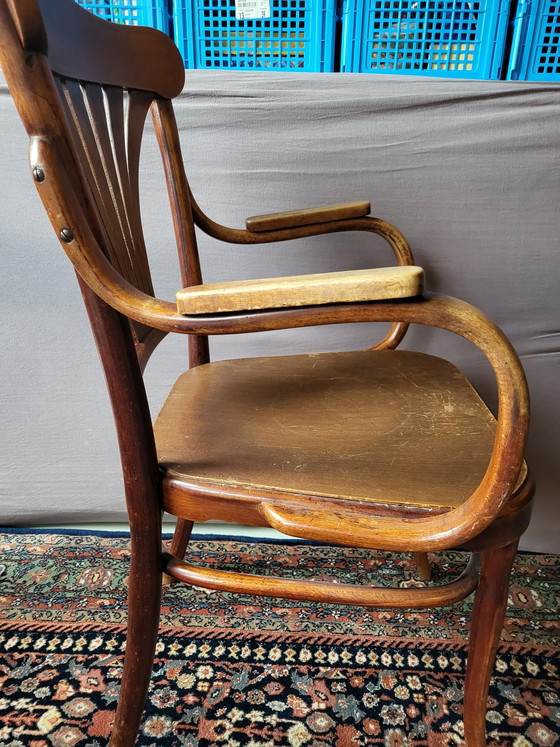 Image 1 of Thonet-Vorsitzender Josef Hofmann