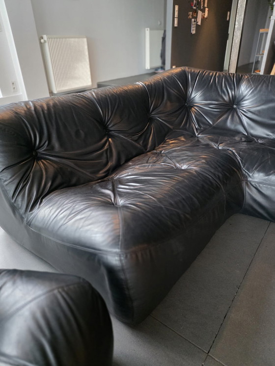Image 1 of Unique vintage seating area – Ligne Roset Kali (1970s) – black leather – very good condition