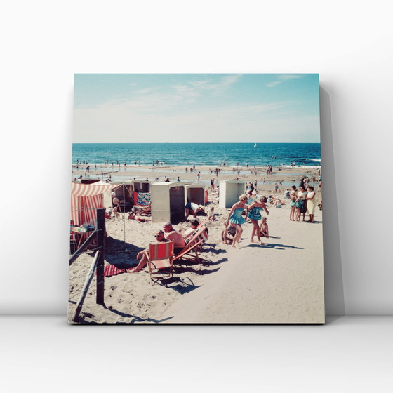 Image 1 of 1x badgasten, 1960 | mid century strand scène 