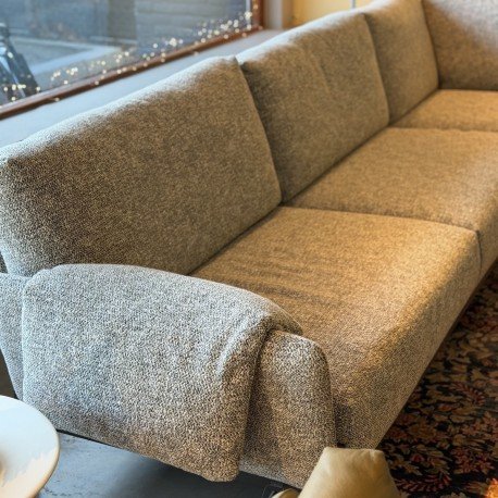 Image 1 of Leolux Enna