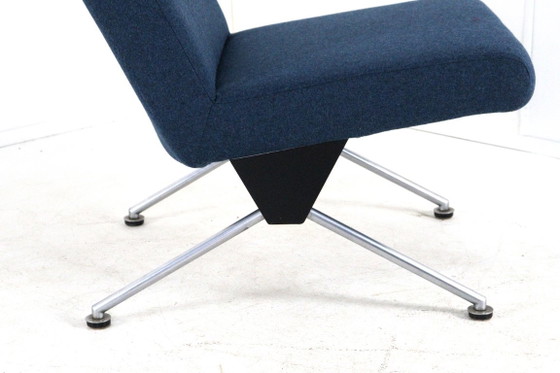 Gispen 1431 Armchair by A.R. Cordemeyer, blue fabric upholstery, Textile, Metal, Modern (photo 3 of 15)
