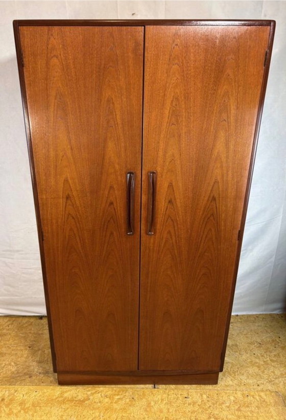 Image 1 of Vintage teakhouten kledingkast in mid-century retrostijl van GPlan – Fresco-serie (jaren 60), ontworpen door Victor Wilkins | El