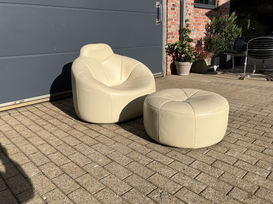 Image 1 of Ligne Roset Pumpkin 1 plaza + puf de cuero beige Pierre Paulin