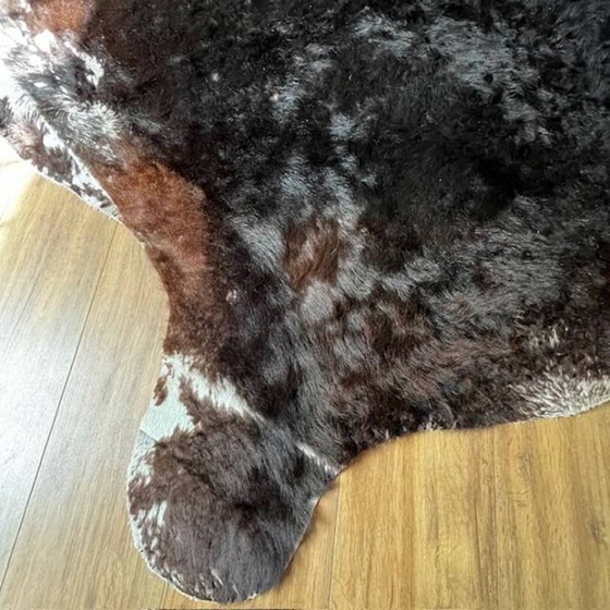 Image 1 of Tappeto, pelle di vacchetta marrone