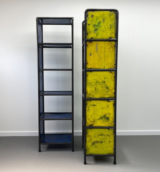 Image 1 of 2 armadietti industriali in metallo unici nel loro genere