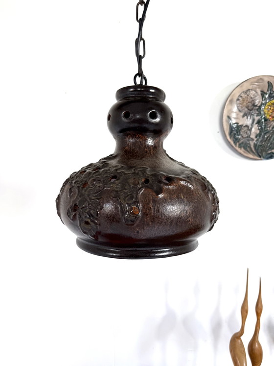 Lampe suspendue vintage en céramique Fat Lava, Richard Essig ‘60 – Suspensions, Ceramic, Metal (photo 5 of 12)