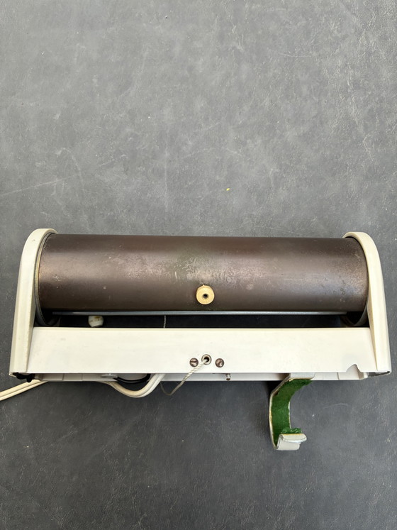 Vintage Compact Picture Light – Wall lights, Metal, Plastic (photo 5 of 13)