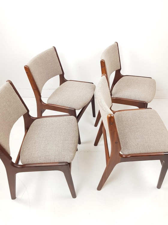 4 sedie Erik Buch | Sedie da pranzo vintage, appena rivestite in tessuto Ploeg beige e marrone – Wood, Wool (photo 8 of 8)