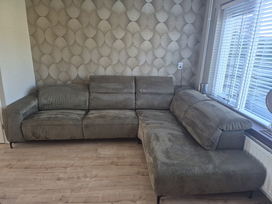 Image 1 of Montel Arizona corner sofa olive