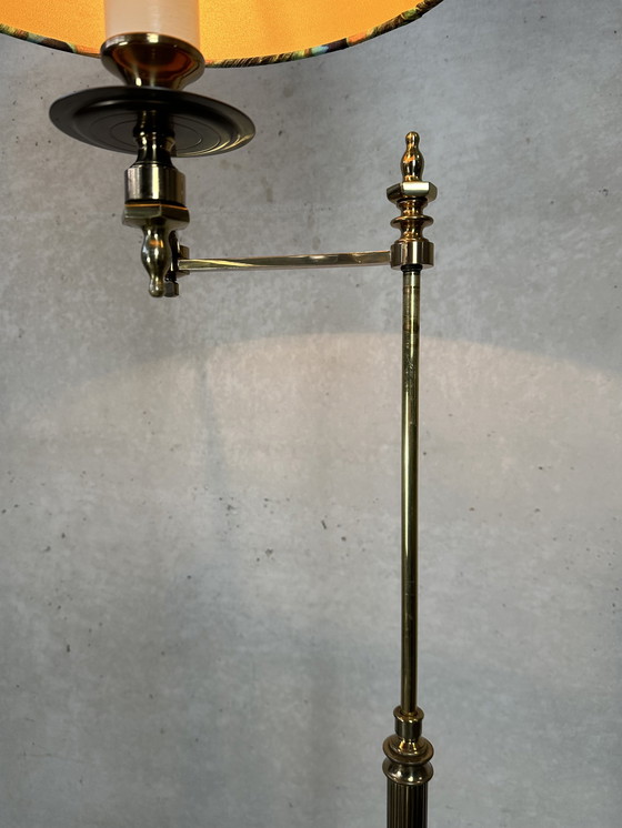 Image 1 of Lampada da terra vintage in ottone