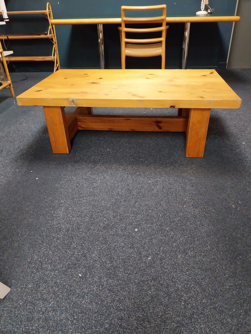 1 table basse en pin des années 1970, 130 x 80 cm, hauteur 40 cm