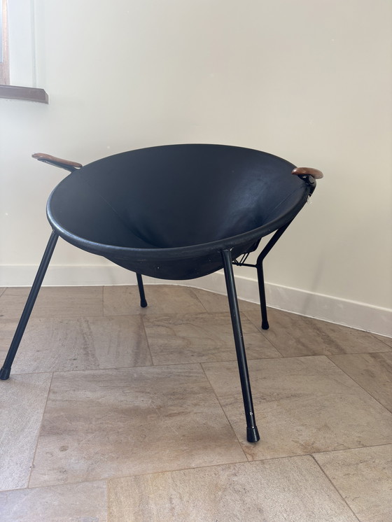 Image 1 of Vintage Balloon lounge chair Hans Olsen - suède/leer & teak armleuning