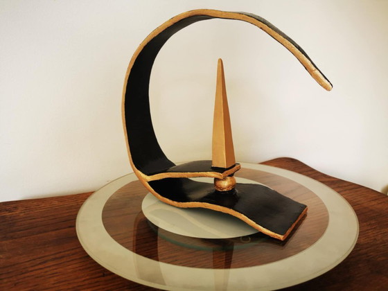 Image 1 of Pirámide abstracta