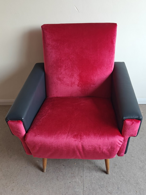 Ensemble de 2 fauteuils cocktail vintage – Style moderne du milieu du siècle (Velours rouge) – Velvet, Wood (photo 2 of 5)