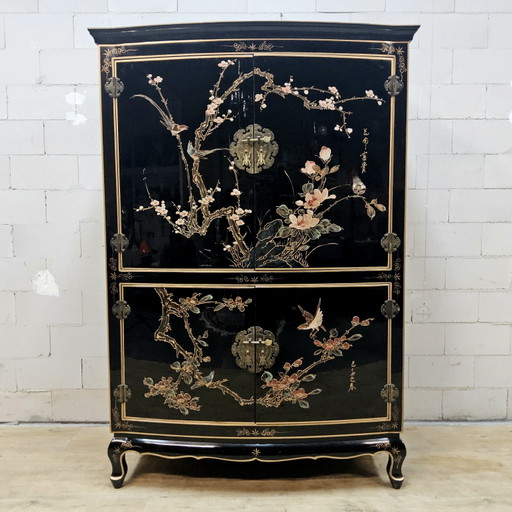 Vintage Chinese Lak Kast Zwart Bloemen En Vogels / Bohemian / Oosterse / Aziatische Bruidskast – opbergkast (photo 2 of 15)