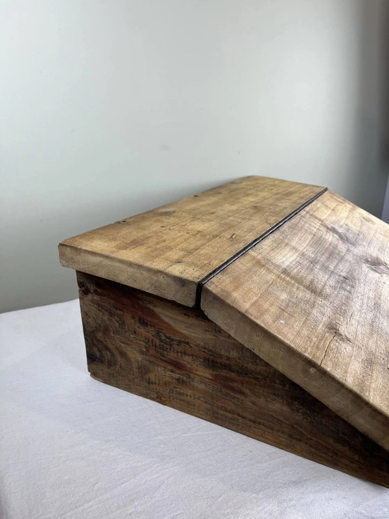 Escritorios de madera antiguo – Wood, Brutalist (photo 4 of 15)