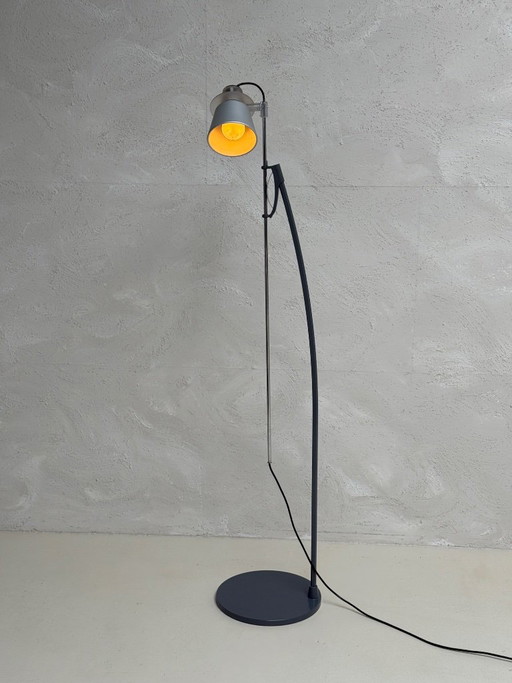 Verstelbare Vloerlamp Artemide by Enzo Mari Italy 1997 – vloerlampen, Metal