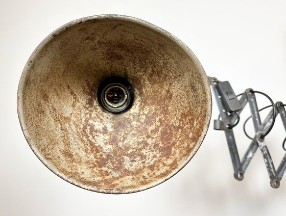 Image 1 of Lampada da parete industriale grigia a forbice di Elektroinstala, anni '60