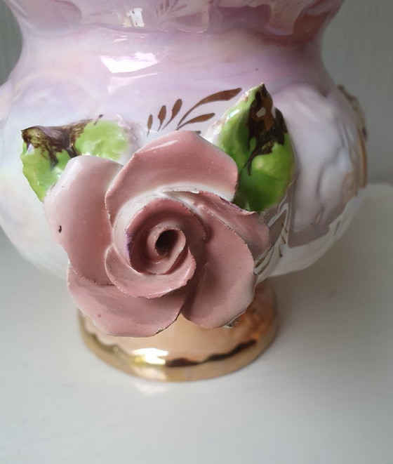 Image 1 of Elegant Bequet Quaregnon style jardinière - pink/white with gold finish