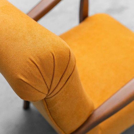 Image 1 of Poltrona vintage scandinava in tessuto arancione e legno, anni '60, Modern Antiques