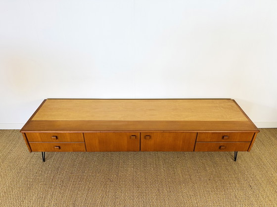 Image 1 of Scandinavisch dressoir van teakhout, 1960