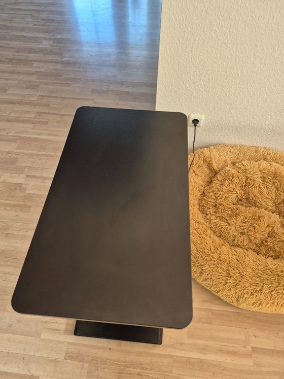Image 1 of Mesa para portátil ESMART con altura regulable eléctricamente (70x40 cm)