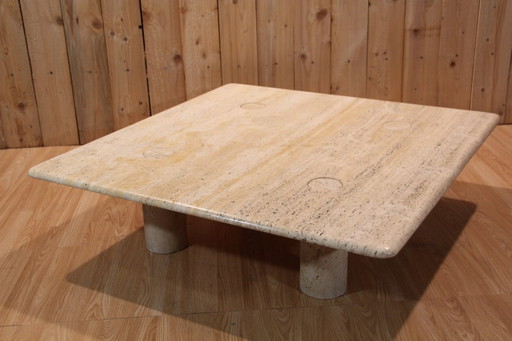 Mesa de centro de travertino de Angelo Mangiarotti, edición Up&Up