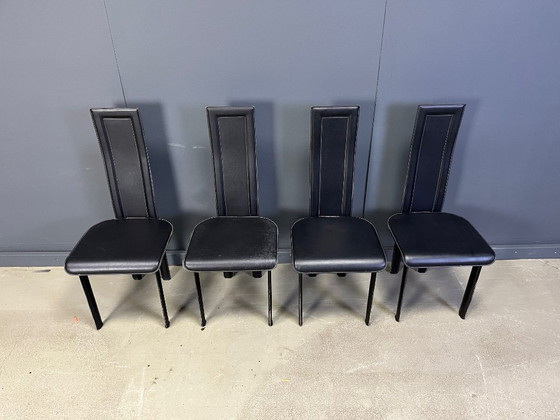 Image 1 of Chaises de salle à manger vintage en cuir noir, lot de 4, années 1980