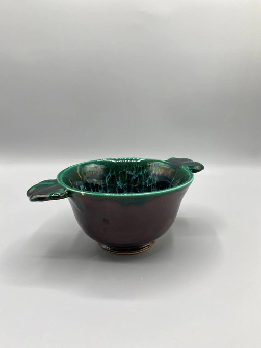 Ciotola con manico in ceramica artistica, smaltata, con decorazione a fiamma verde e marrone, Vallauris (photo 2 of 6)