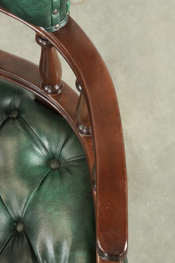 Image 1 of Silla de escritorio/silla auxiliar Chesterfield de piel de vaca con estampado de llamas verdes, estilo inglés.