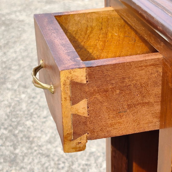 Antieke Franse art-deco console met marqueterie, houten kast met glazen blad, jaren 30 – Ladekasten, Glass (photo 17 of 21)
