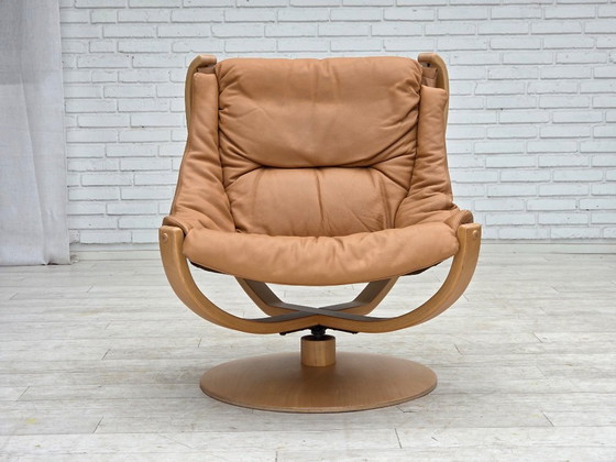 Image 1 of Scandinavische draaibare fauteuil uit de jaren 80, meubelleer, gebogen hout.