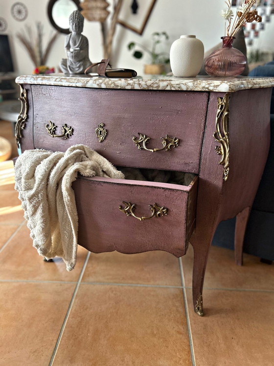 Pretty Louis XV style patinated antique chest of drawers, Powdered violet and marble, Wood, Purple (photo 2 of 15)