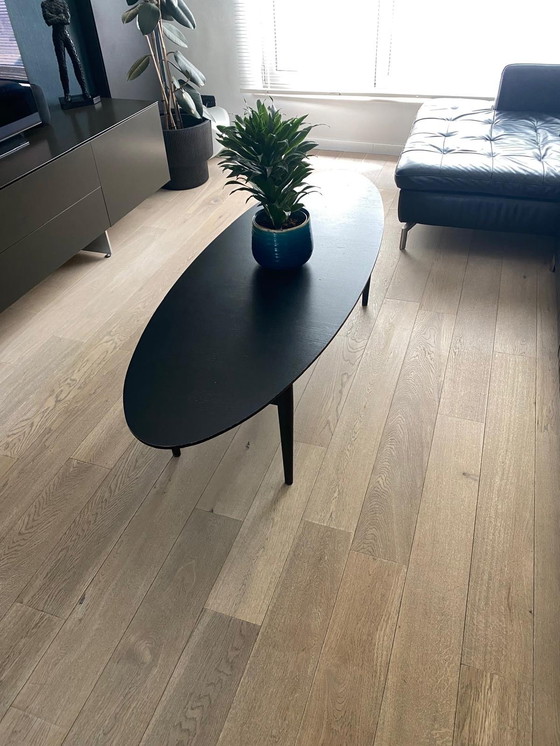 Image 1 of Table basse