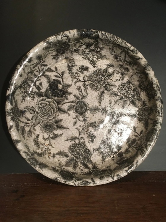 Piatto in ceramica smaltata ∅ 34 – Stoviglie, Porcellana, Vintage (photo 2 of 9)