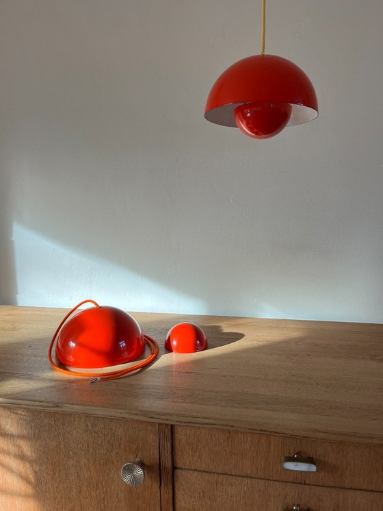 Image 1 of Set di 2 vasi da fiori vintage Louis Poulsen - Verner Panton - VP1 - Lampada dal design danese