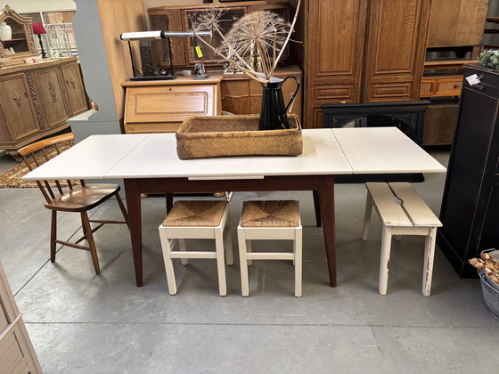 Image 1 of Table vintage