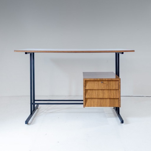 1x Schrijftafel in mid-century modern stijl, messing en metaal, Italië jaren 1960