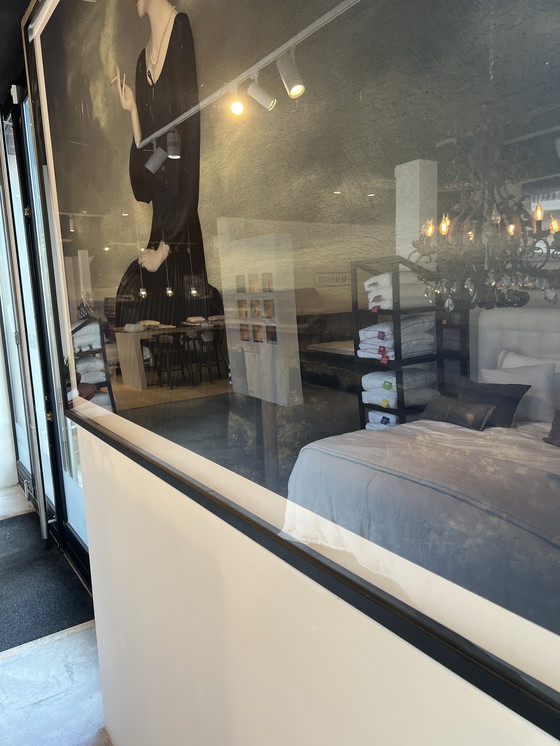 Image 1 of Elisabeth Koning Luxuria in 190br 130 Hoog