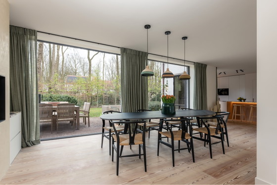 Image 1 of Zanotta tweed table 300x100cm