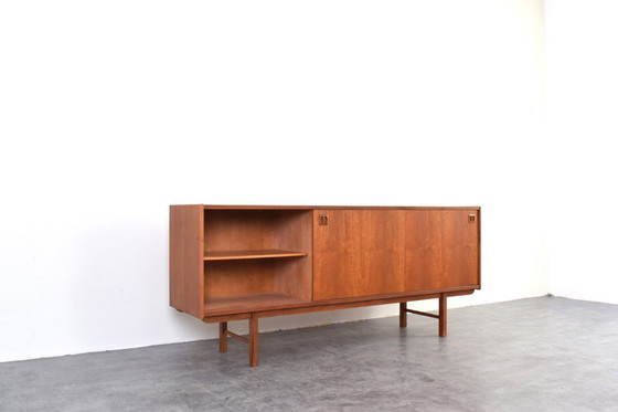 Image 1 of Credenza Mid-Century in teak di Klippan Korsør per Ikea, anni '60