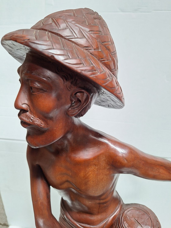 Image 1 of Balinesische Hartholzstatue eines Fischers