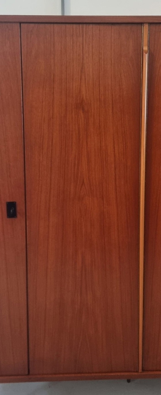 Mid Century kledingkast – Kledingkasten, Hout (photo 7 of 24)