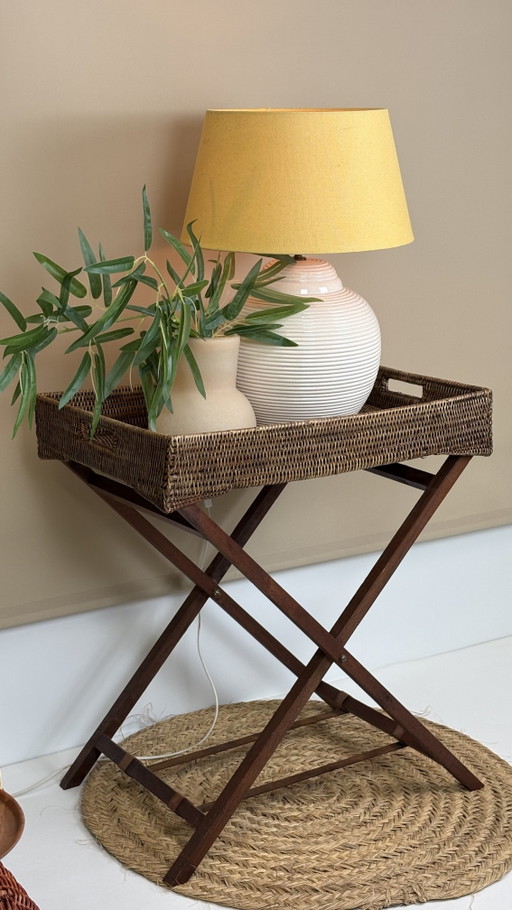 Plateau de service vintage en rotin / plateau de majordome pliant en bois