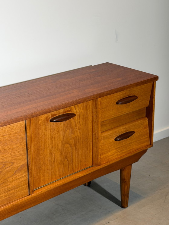 Credenza in teak Jentique – Design moderno di metà secolo – Credenze, Wood (photo 10 of 10)