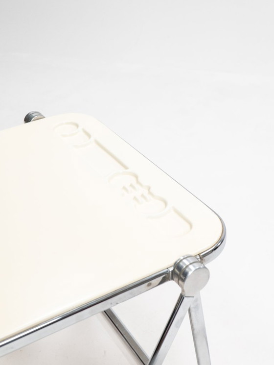 Image 1 of Vintage beige Platone opklapbaar bureau van Giancarlo Piretti voor Anonima Castelli, jaren 70