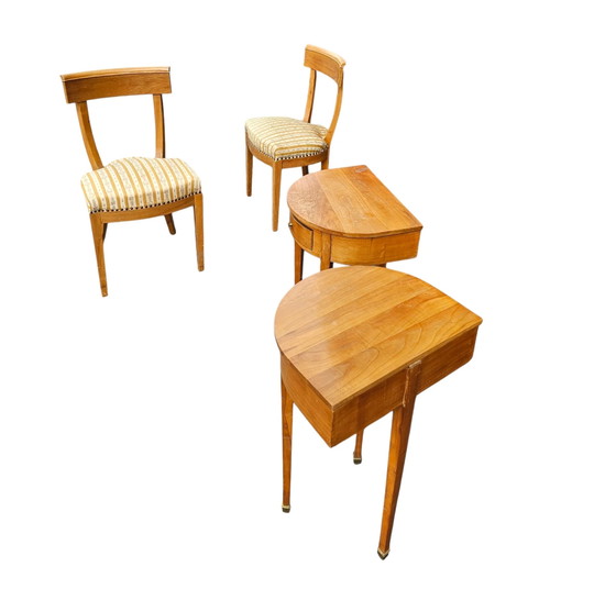 Sedie Biedermeier in Legno di Ciliegio Abbinate, Set Tavolino, Consolle a Treppiede – Set da pranzo (photo 12 of 24)
