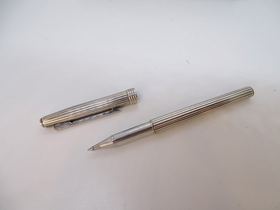 Image 1 of Penna a sfera scanalata Dior, metallo argentato, anni '70 - Francia