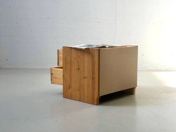 Vintage nachtkastje van grenenhout, jaren 70 – Wood (photo 11 of 13)